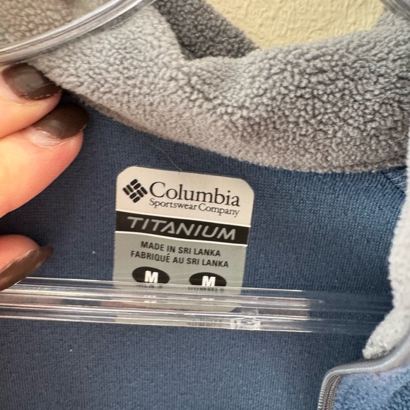 Columbia Titanium Blue and Gray Fleece Jacket - Picture 2 of 4